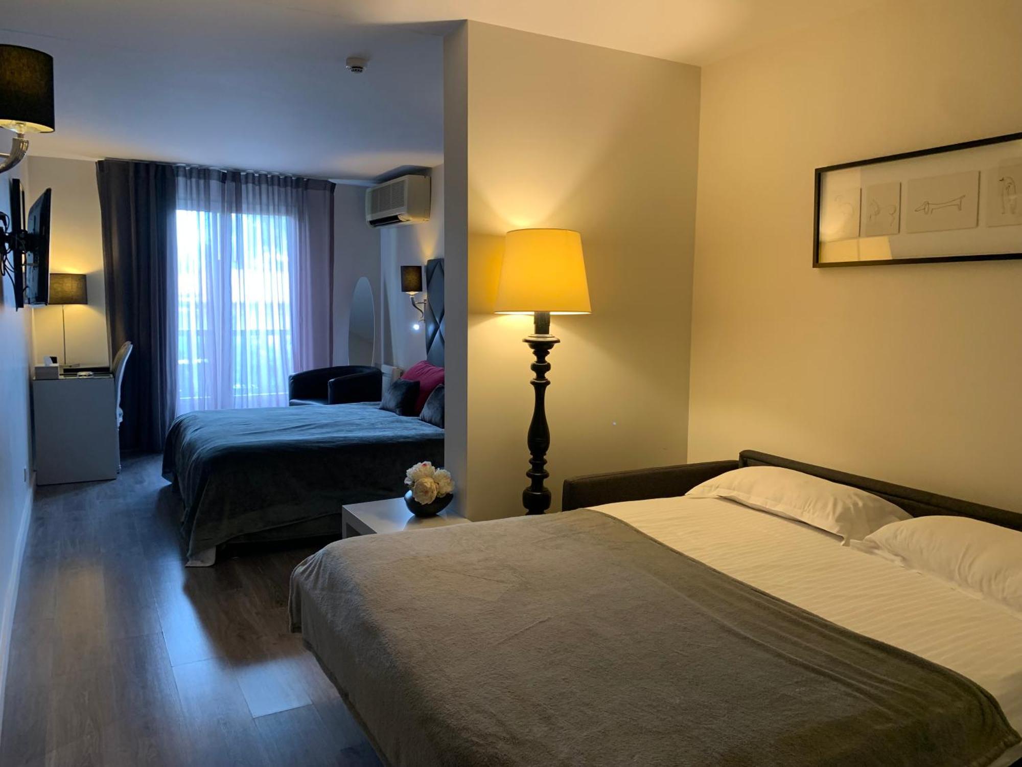 Les Criquets Hotel & Spa 布朗克福 外观 照片