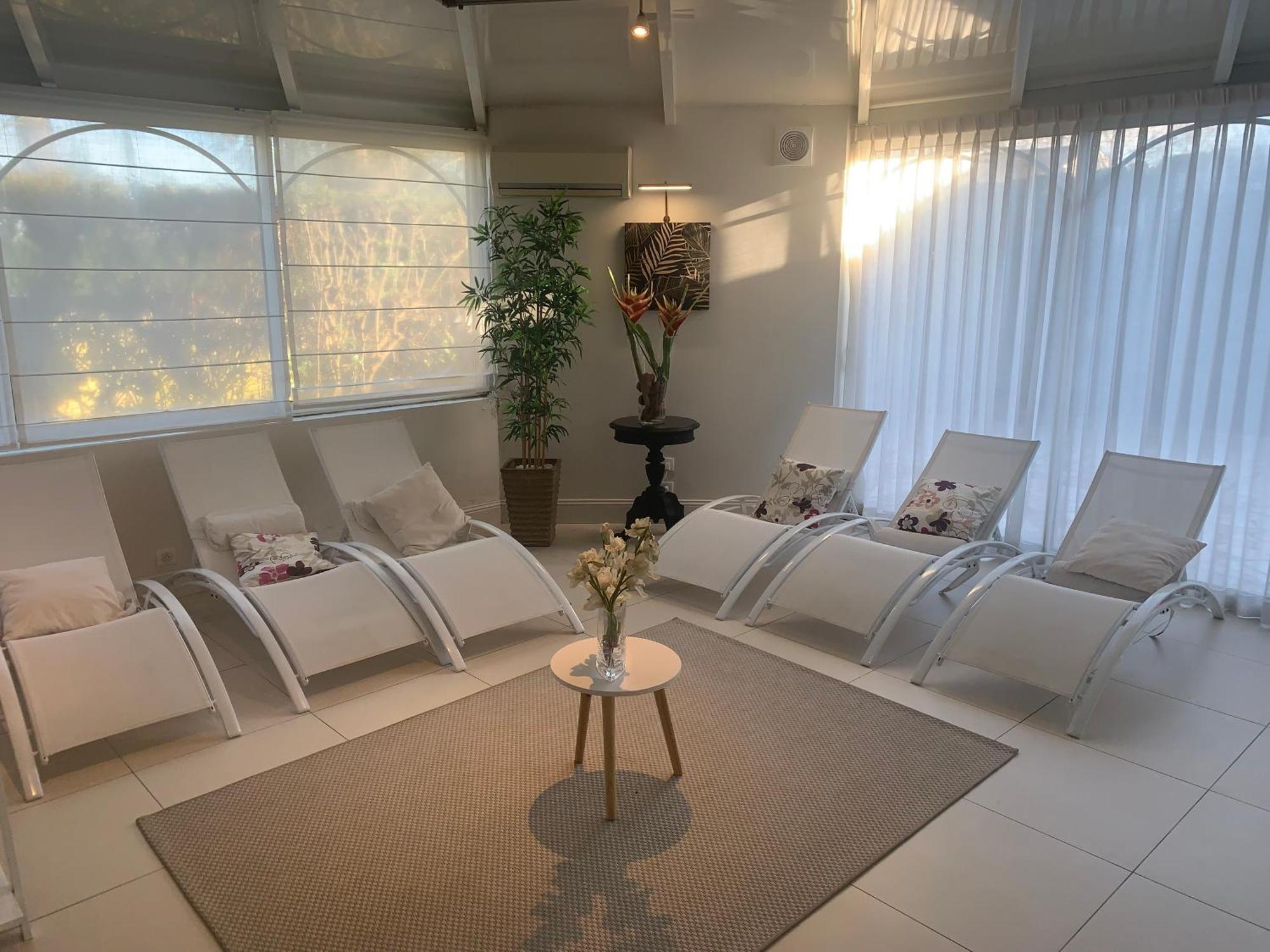 Les Criquets Hotel & Spa 布朗克福 外观 照片
